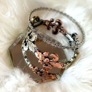Fleur de lis metal bracelet copper and silver color